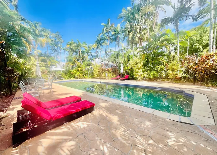 The Villas Palm Cove-Private Pool In Each Villa